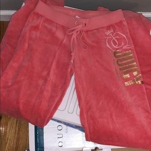 Pink velour juicy pants !